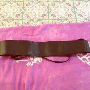 Cinch belt